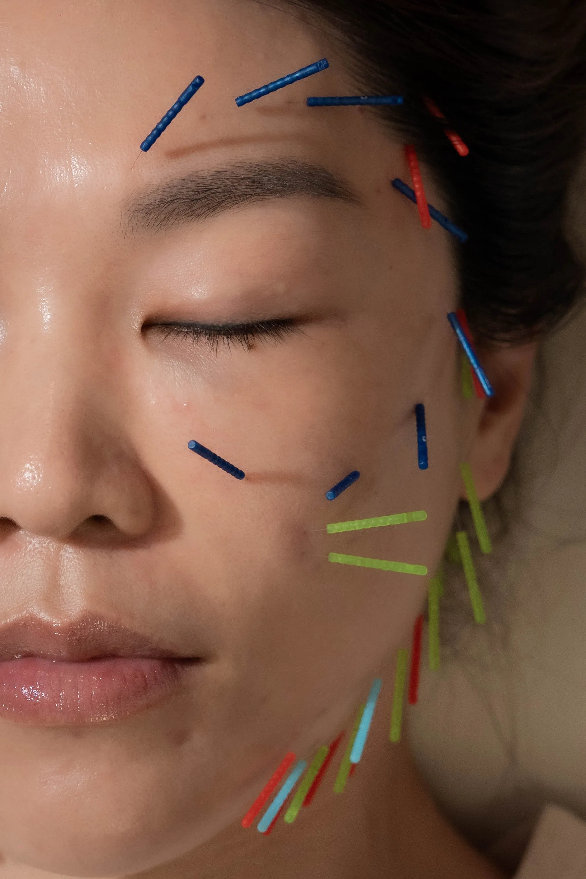 為什麼失眠的人特別容易變老、發胖、情緒失控？專業中醫師如此解析